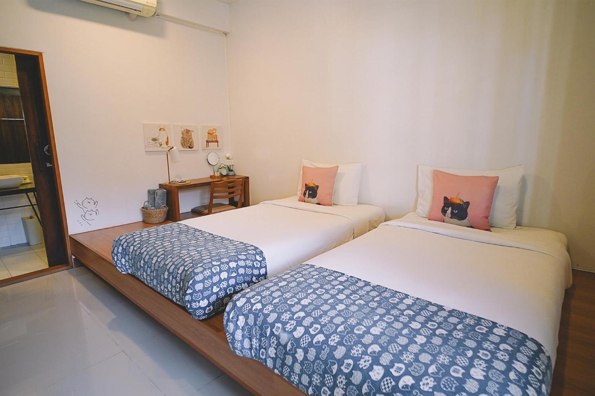 Sleepy House Chiang Rai Bed and Breakfast Exteriör bild