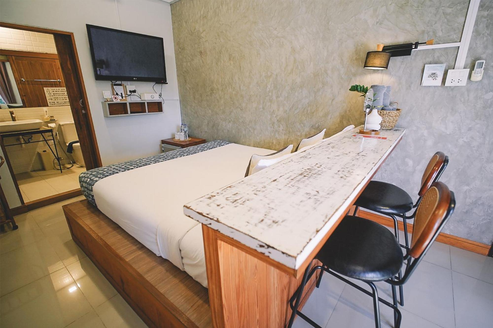 Sleepy House Chiang Rai Bed and Breakfast Exteriör bild